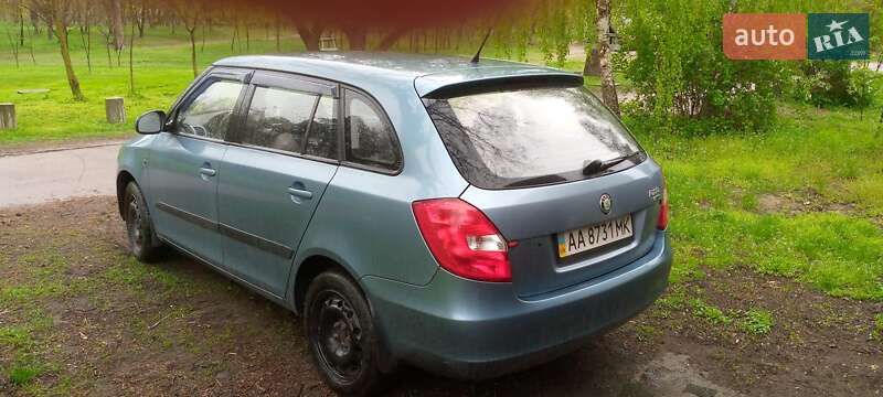 Універсал Skoda Fabia 2009 в Києві