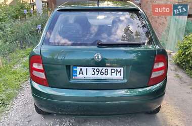 Хэтчбек Skoda Fabia 2002 в 