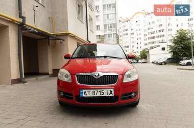 Хэтчбек Skoda Fabia 2009 в 