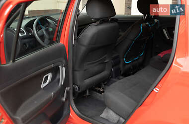 Хэтчбек Skoda Fabia 2009 в 