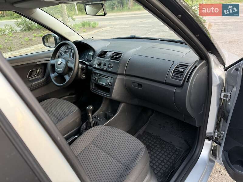 Хэтчбек Skoda Fabia 2010 в Ахтырке фото 18 Хэтчбек Skoda Fabia 2010 в Ахтырке