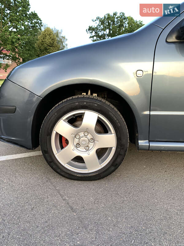 Седан Skoda Fabia 2006 в Кропивницькому