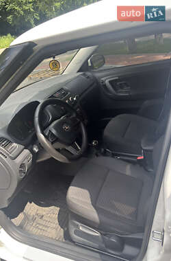 Хэтчбек Skoda Fabia 2013 в 