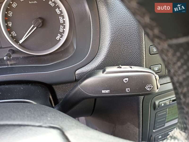 Универсал Skoda Fabia 2009 в Чернигове