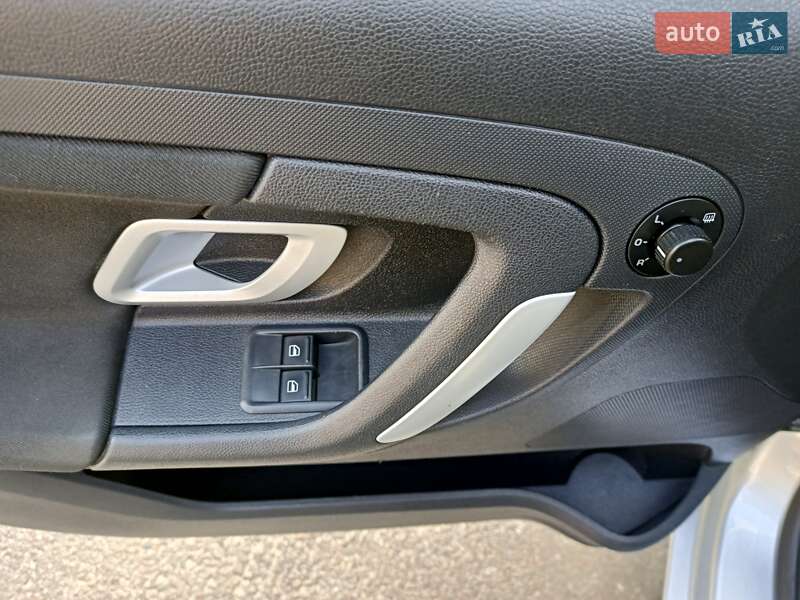Универсал Skoda Fabia 2009 в Чернигове