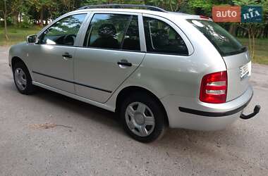 Универсал Skoda Fabia 2003 в 