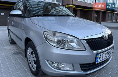 Хэтчбек Skoda Fabia 2012 в Ивано-Франковске