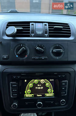 Хэтчбек Skoda Fabia 2012 в 
