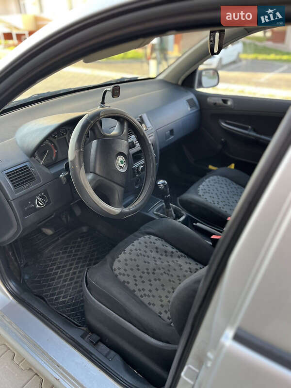 Хетчбек Skoda Fabia 2006 в Хмельницькому