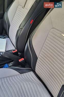 Хэтчбек Skoda Fabia 2010 в 