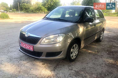 Універсал Skoda Fabia 2011 в Вінниці