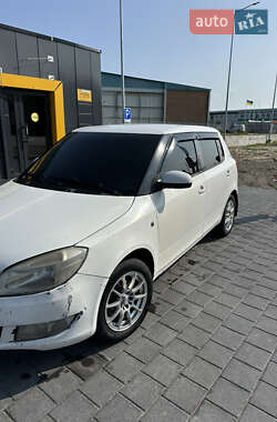 Хэтчбек Skoda Fabia 2010 в Киеве