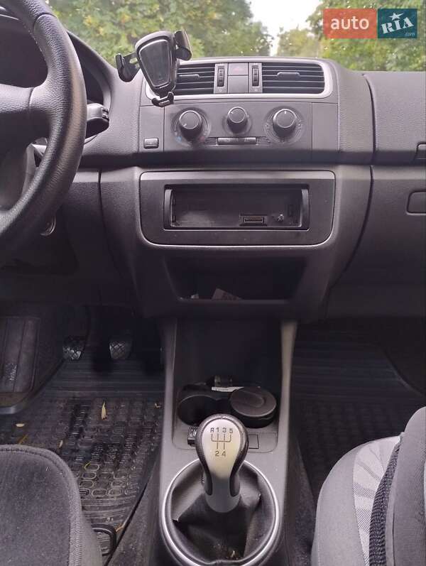 Хэтчбек Skoda Fabia 2008 в Киеве
