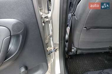 Хэтчбек Skoda Fabia 2012 в 