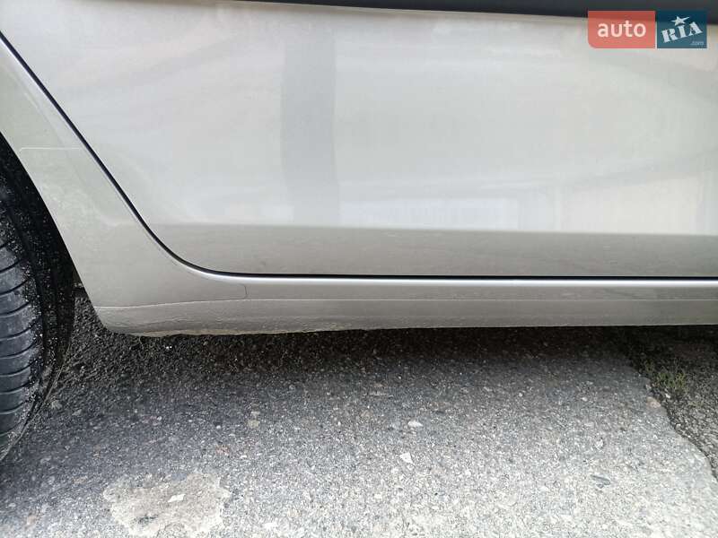 Хэтчбек Skoda Fabia 2012 в Белой Церкви