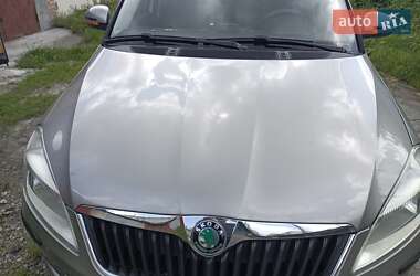 Хэтчбек Skoda Fabia 2012 в 