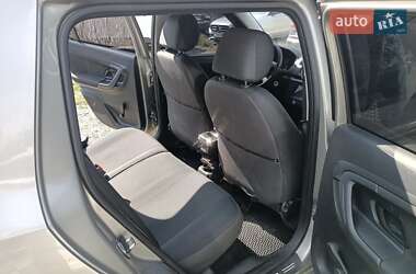 Хэтчбек Skoda Fabia 2012 в 