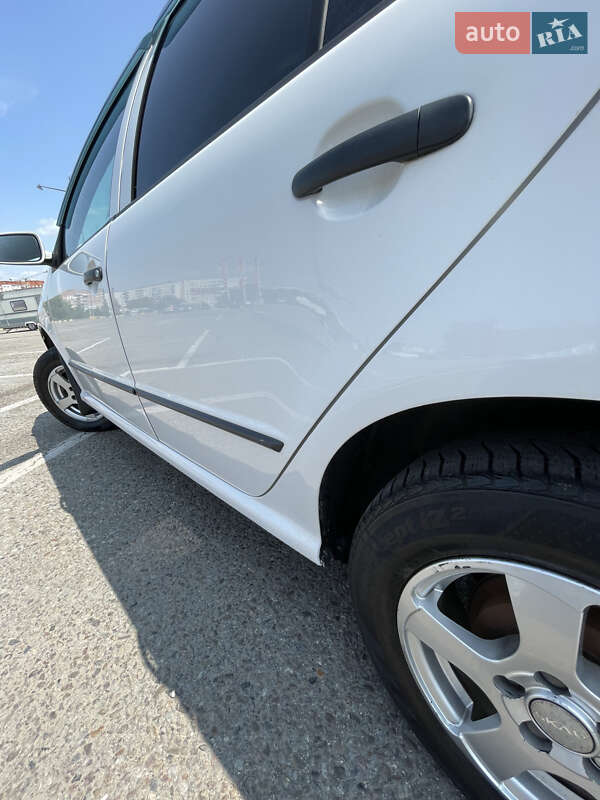 Універсал Skoda Fabia 2007 в Чернівцях
