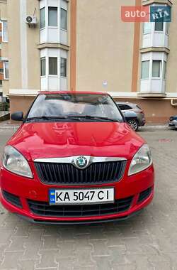 Хетчбек Skoda Fabia 2012 в Києві
