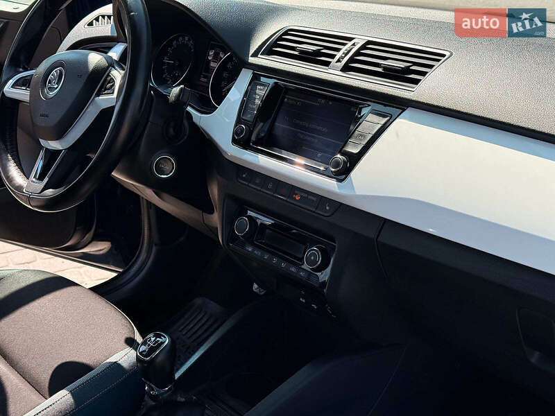 Універсал Skoda Fabia 2015 в Львові