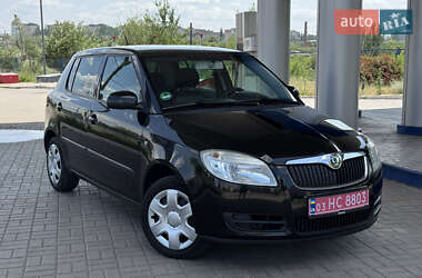 Хэтчбек Skoda Fabia 2008 в Кривом Роге