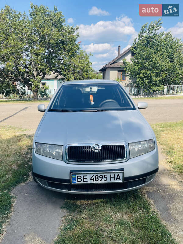 Хэтчбек Skoda Fabia 2000 в 