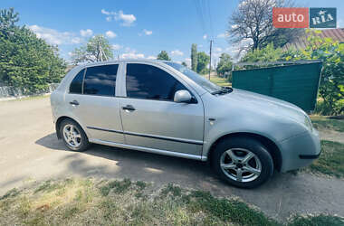 Хэтчбек Skoda Fabia 2000 в 