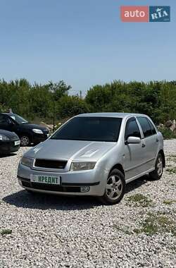 Хэтчбек Skoda Fabia 2001 в Кривом Роге