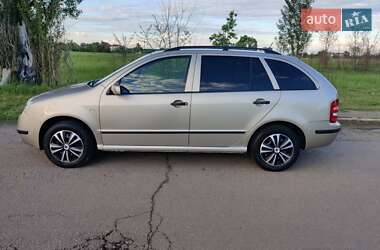 Универсал Skoda Fabia 2005 в 