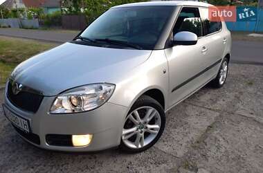 Хэтчбек Skoda Fabia 2008 в Мукачево