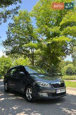 Універсал Skoda Fabia 2010 в Чернівцях