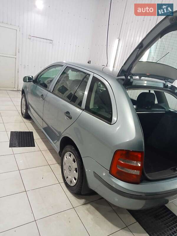 Універсал Skoda Fabia 2002 в Ізмаїлі