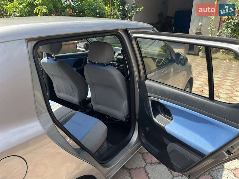 Хетчбек Skoda Fabia 2009 в Хусті