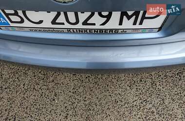 Хэтчбек Skoda Fabia 2009 в 
