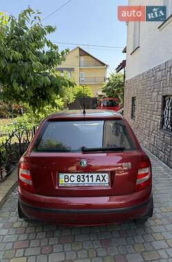 Хэтчбек Skoda Fabia 2007 в 