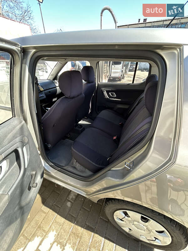 Хэтчбек Skoda Fabia 2008 в Черновцах