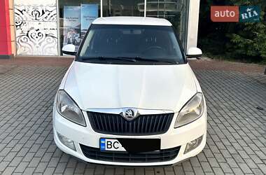 Хетчбек Skoda Fabia 2012 в Хусті
