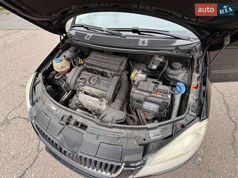 Хэтчбек Skoda Fabia 2007 в Чернигове