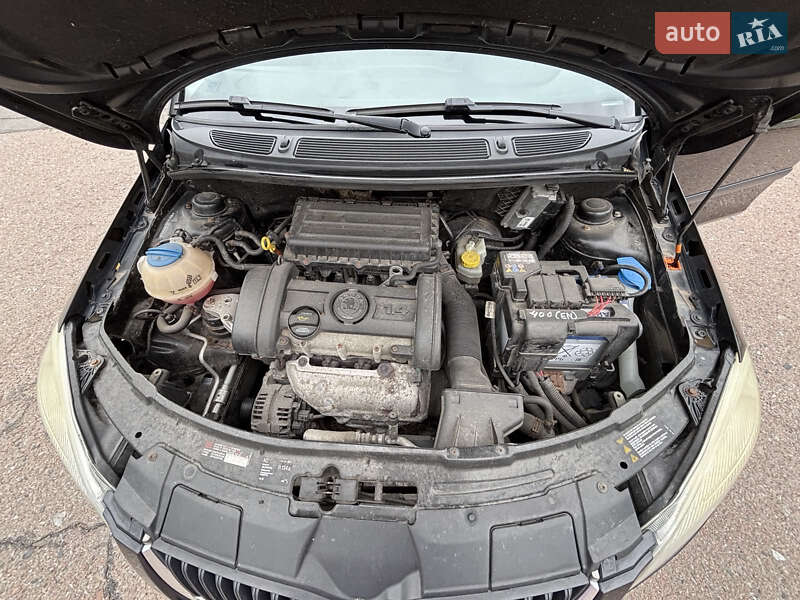 Хэтчбек Skoda Fabia 2007 в Чернигове