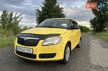 Хэтчбек Skoda Fabia 2008 в Мене