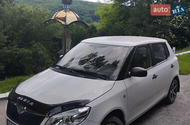 Хэтчбек Skoda Fabia 2010 в Тернополе