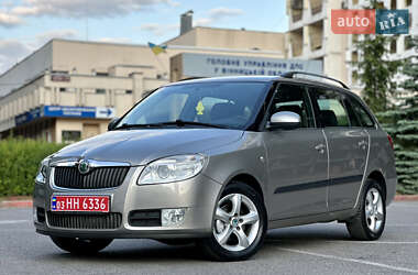 Універсал Skoda Fabia 2009 в Вінниці