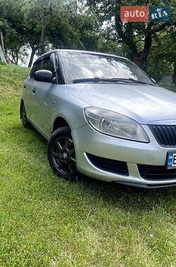Хэтчбек Skoda Fabia 2012 в Львове