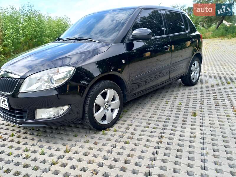 Хэтчбек Skoda Fabia 2011 в Киеве фото 20 Хэтчбек Skoda Fabia 2011 в Киеве