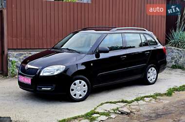 Универсал Skoda Fabia 2009 в Полтаве
