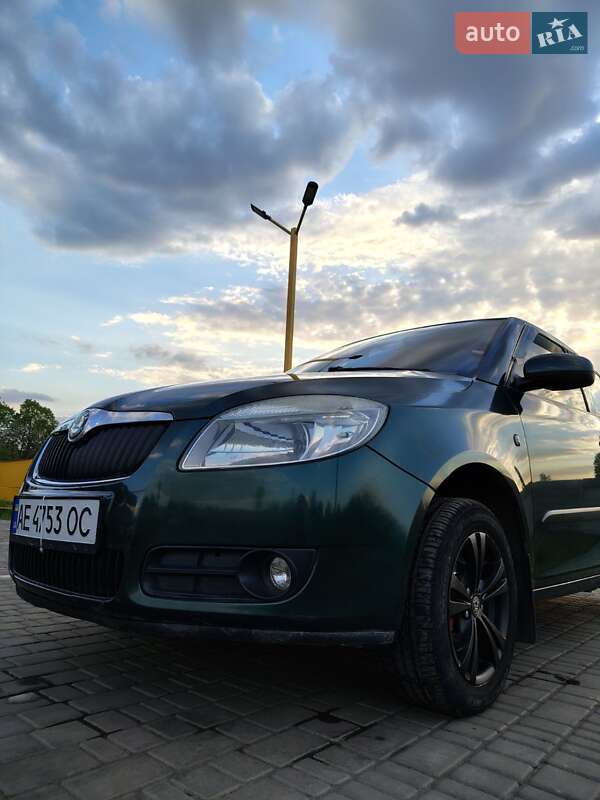 Хэтчбек Skoda Fabia 2008 в Павлограде