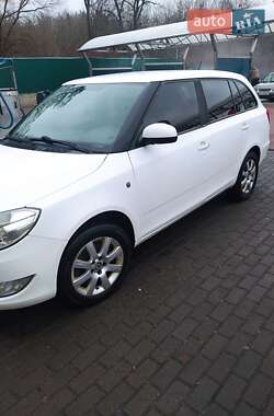 Універсал Skoda Fabia 2010 в Києві
