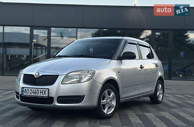 Хэтчбек Skoda Fabia 2008 в 