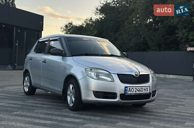 Хэтчбек Skoda Fabia 2008 в 