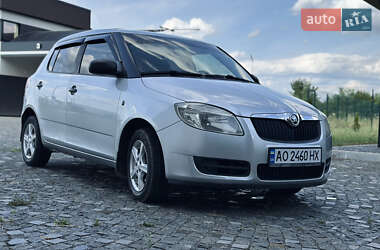 Хэтчбек Skoda Fabia 2008 в 